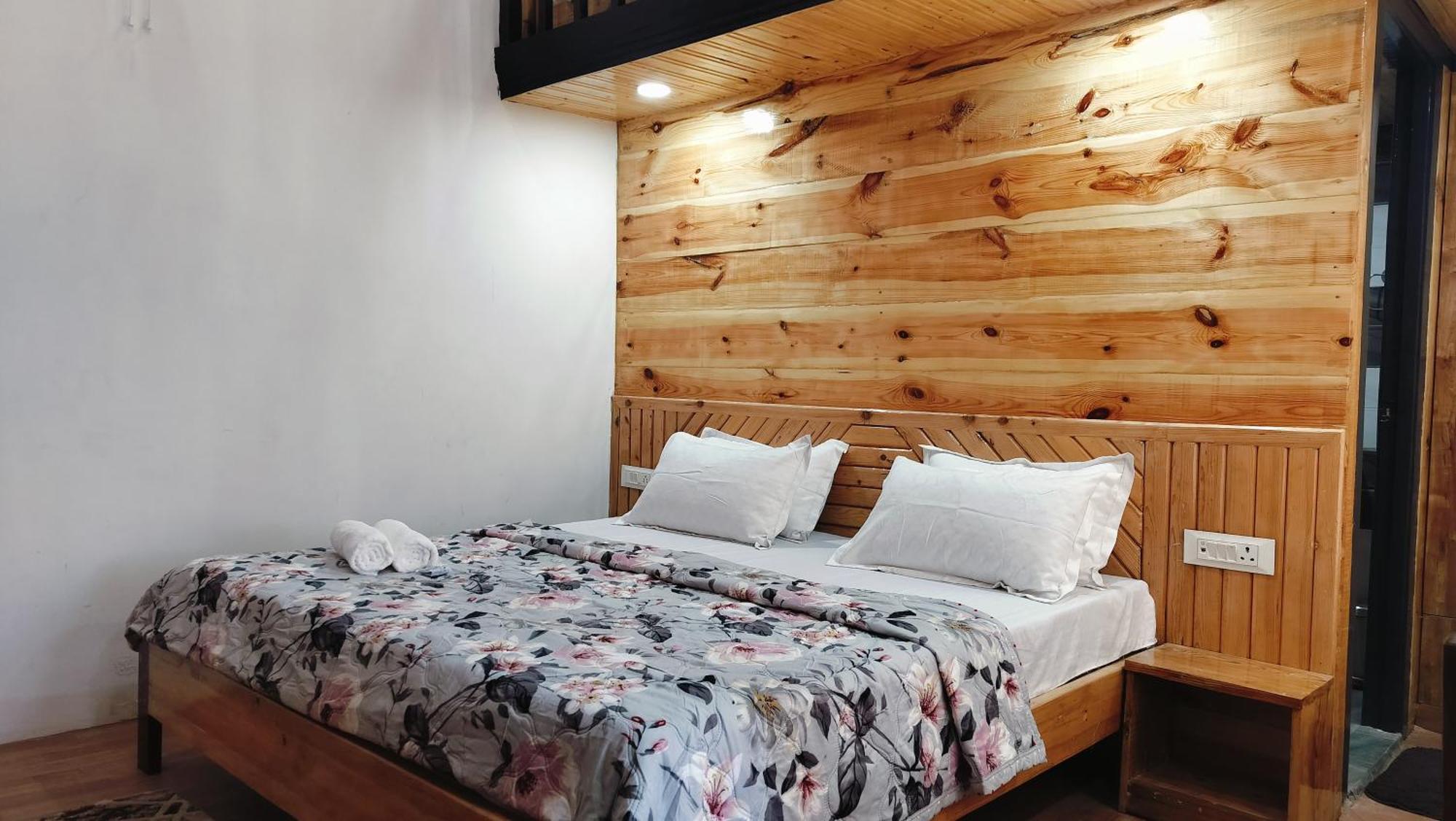 Baikunth Homes Dalhousie Kültér fotó